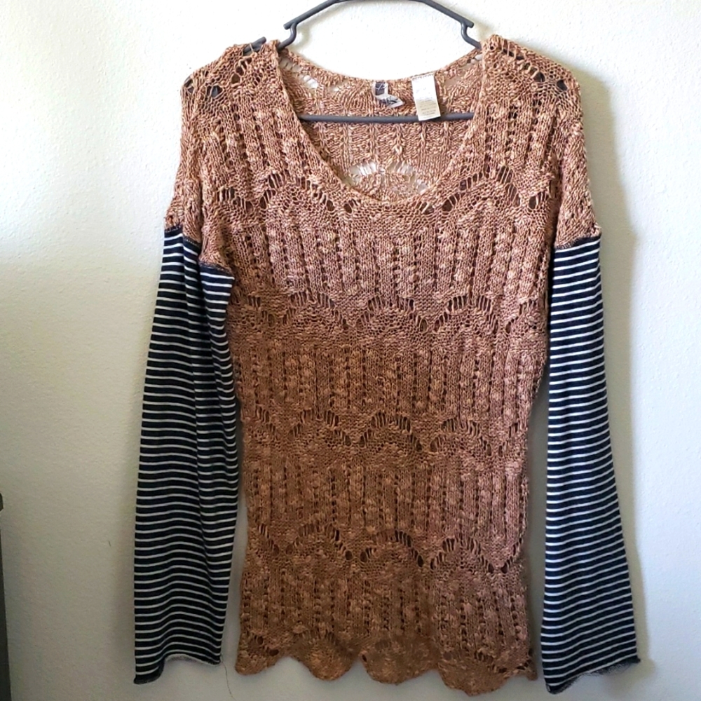 BKE by Buckle Lace Knit Long Sleeve Top